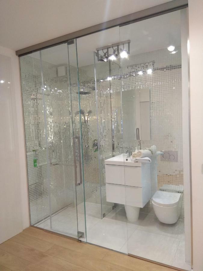 Luxury Apartment With Own Parking Chorzow Exterior photo